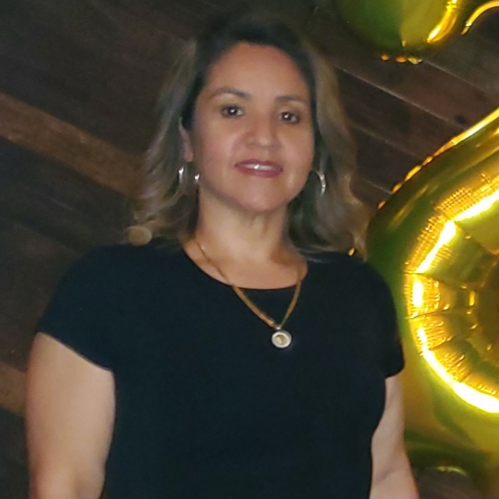 Meet your Posher, Alejandra